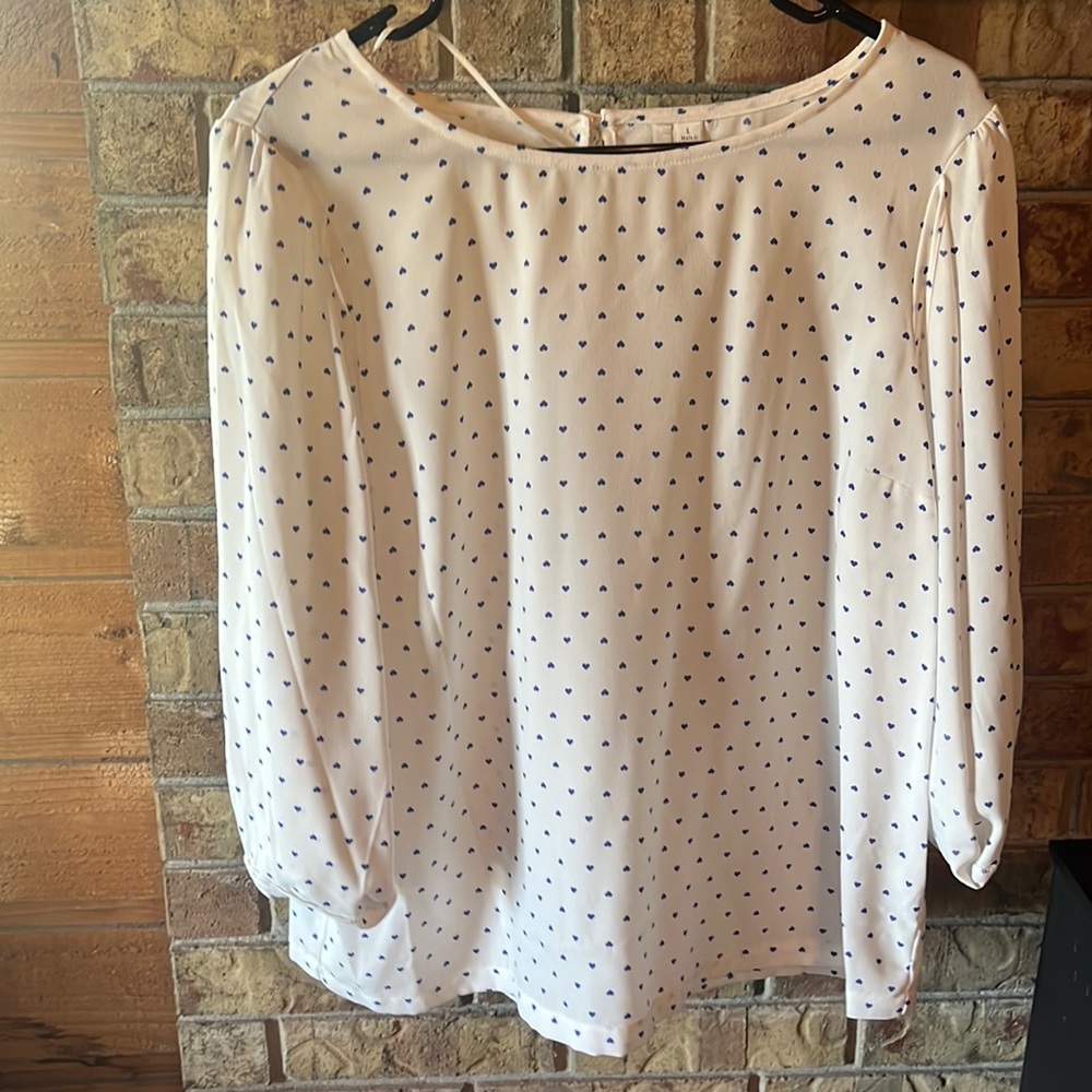 Blouse with blue hearts